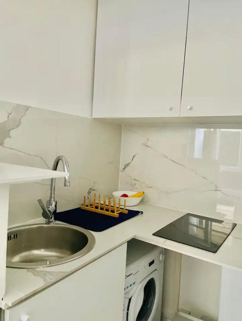 Appartement Moderne Quartier Saint Lazare パリ エクステリア 写真